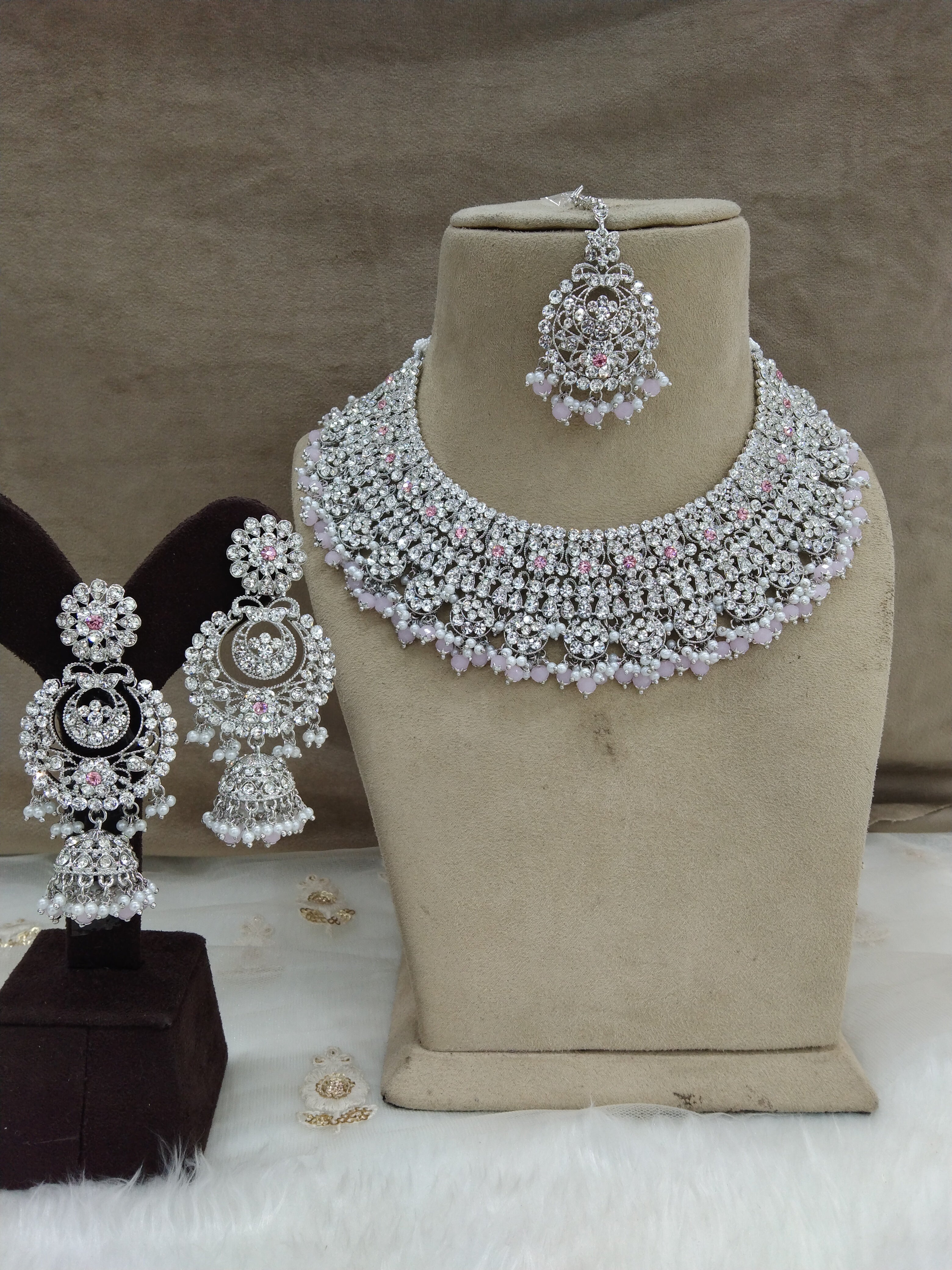 Pink jewellery online set for bride