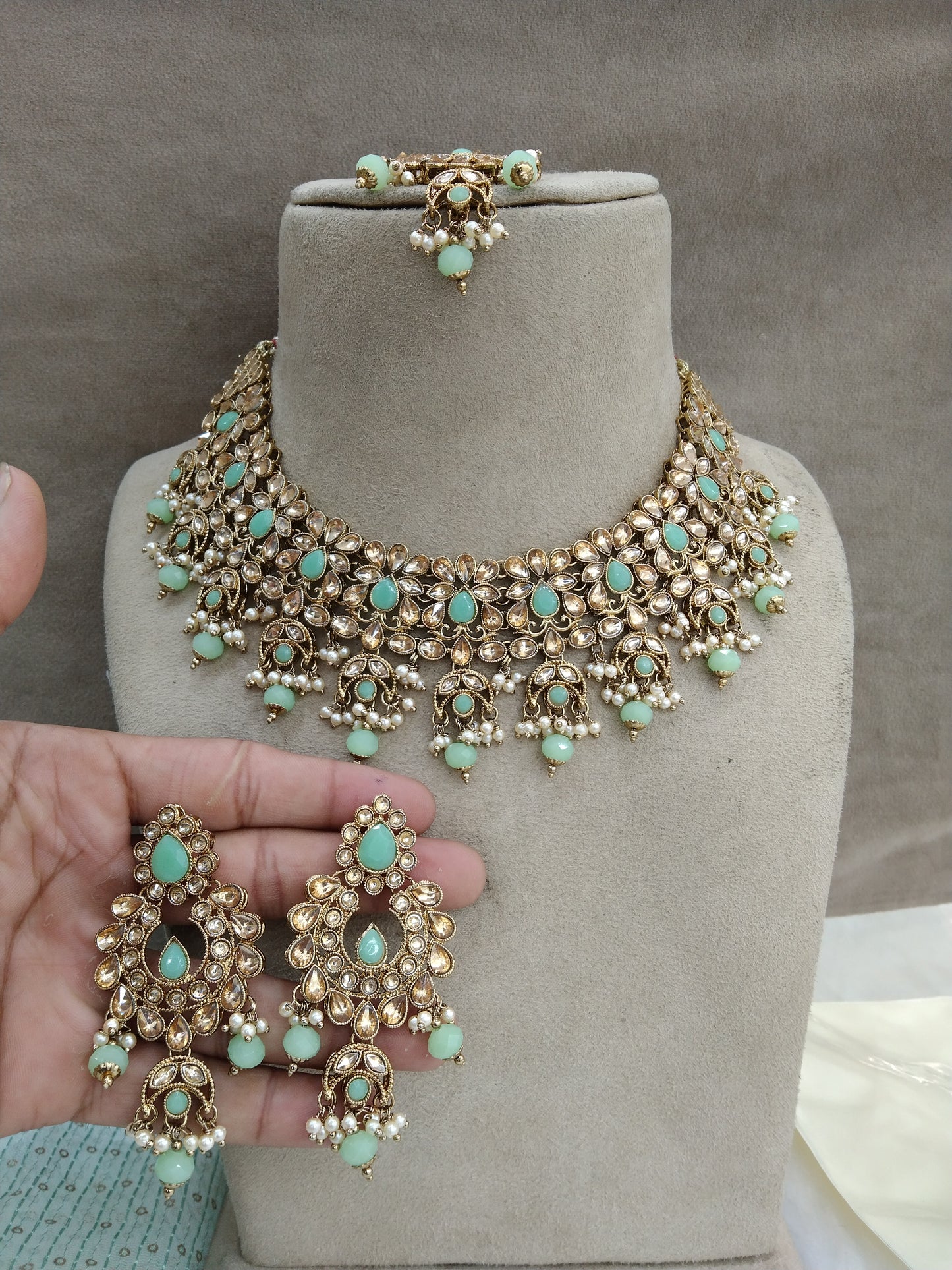 Indian  Jewellery/Dark gold Pastel green Bridal Kundan necklace Set hira Jewellery