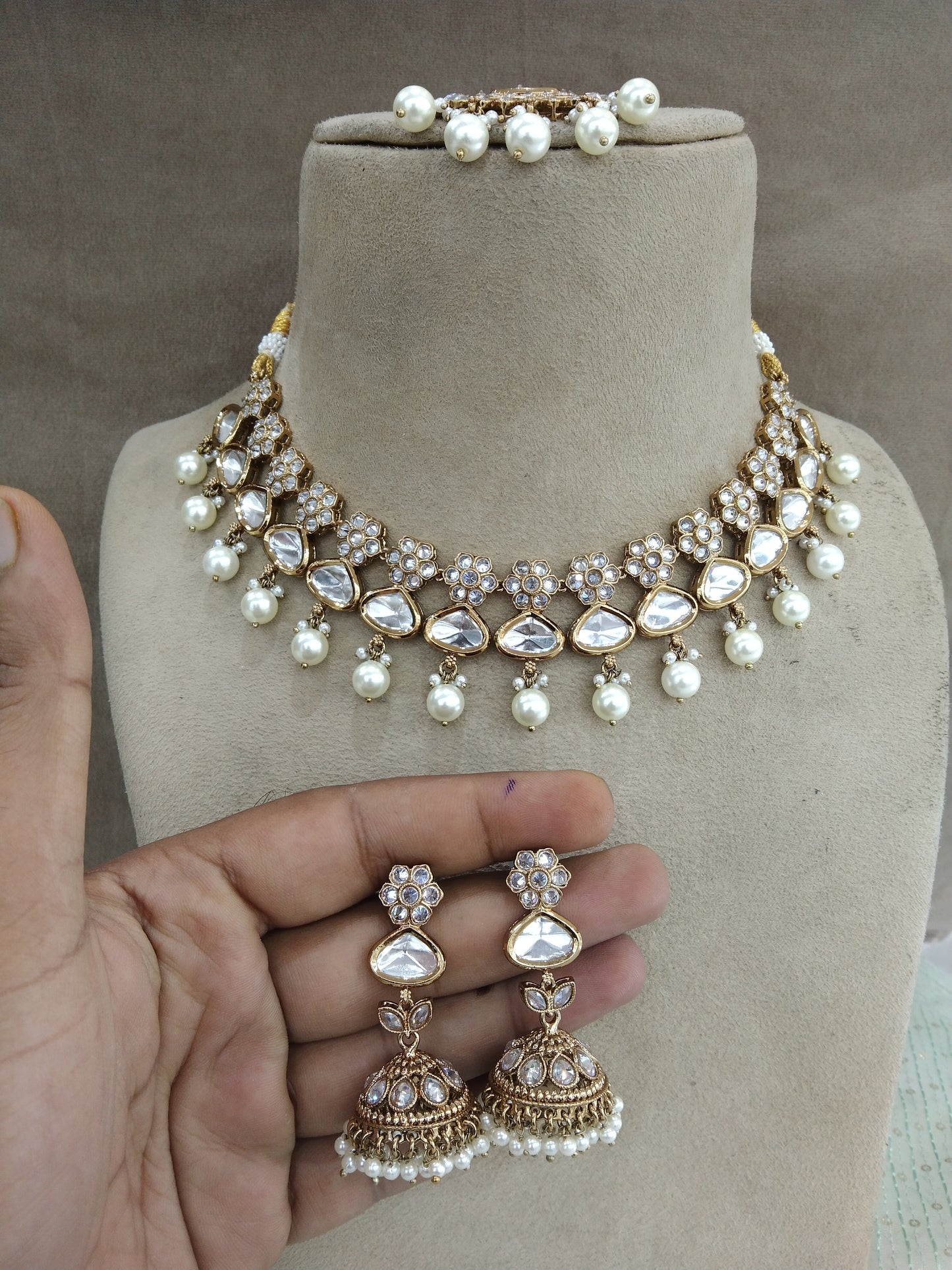 Ivory Gold Kundan necklace Set/ Gold white kundan Indian jewellery kundan meena sets