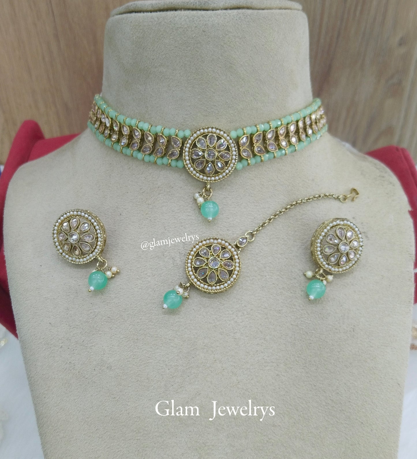 Indian jewellery choker Set/Antique gold pastel green choker studs earrings set/Gold indian  rita choker set