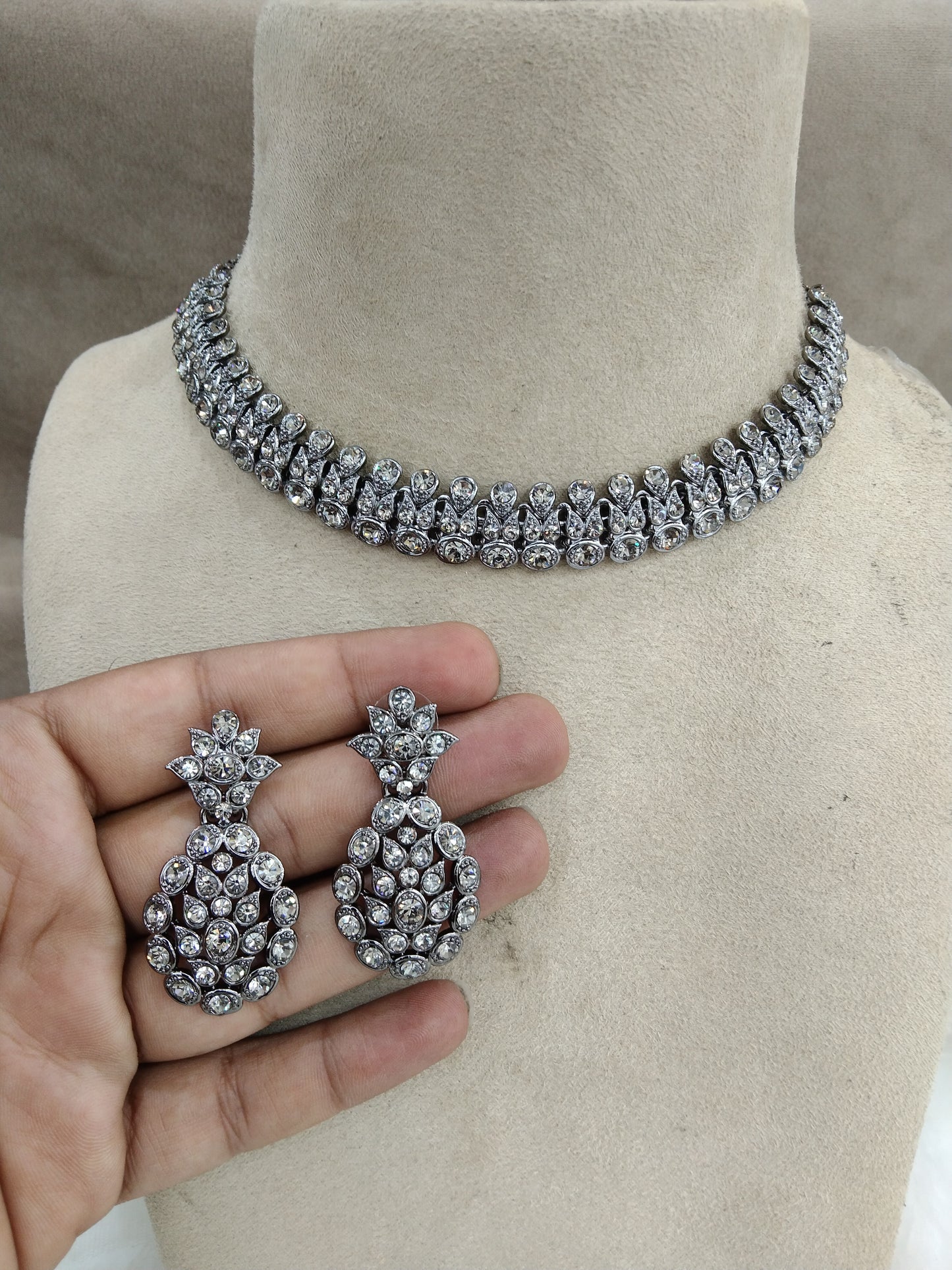 Indian  jewellery necklace set/Grey necklace set bridal sherry jewellery
