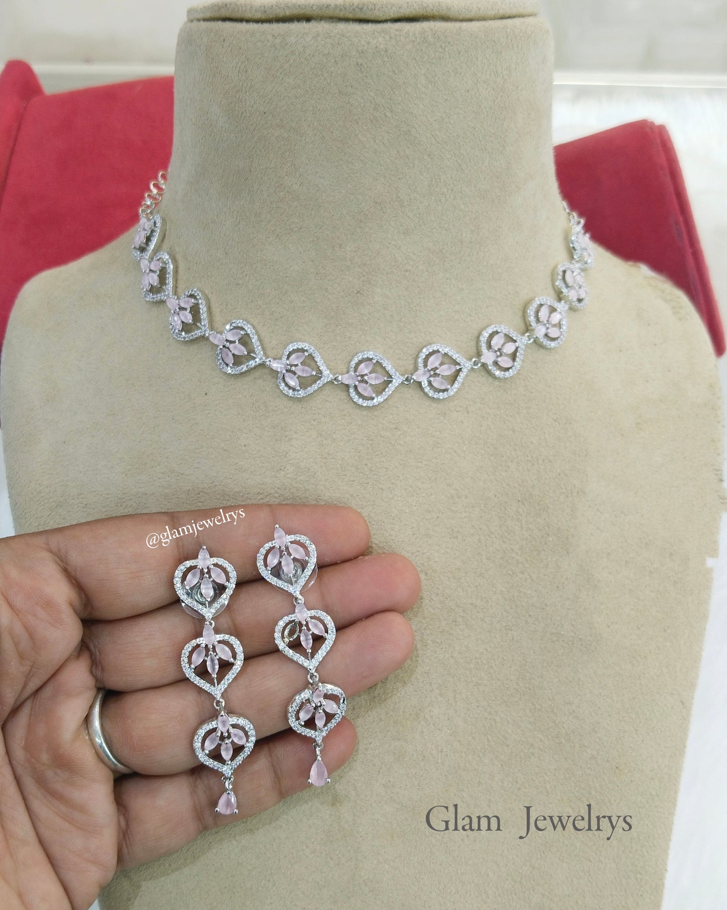 Amerikanisches Diamant-Halsketten-Schmuckset, silberrosa Halskettenset, CZ-Namo-Halskettenset