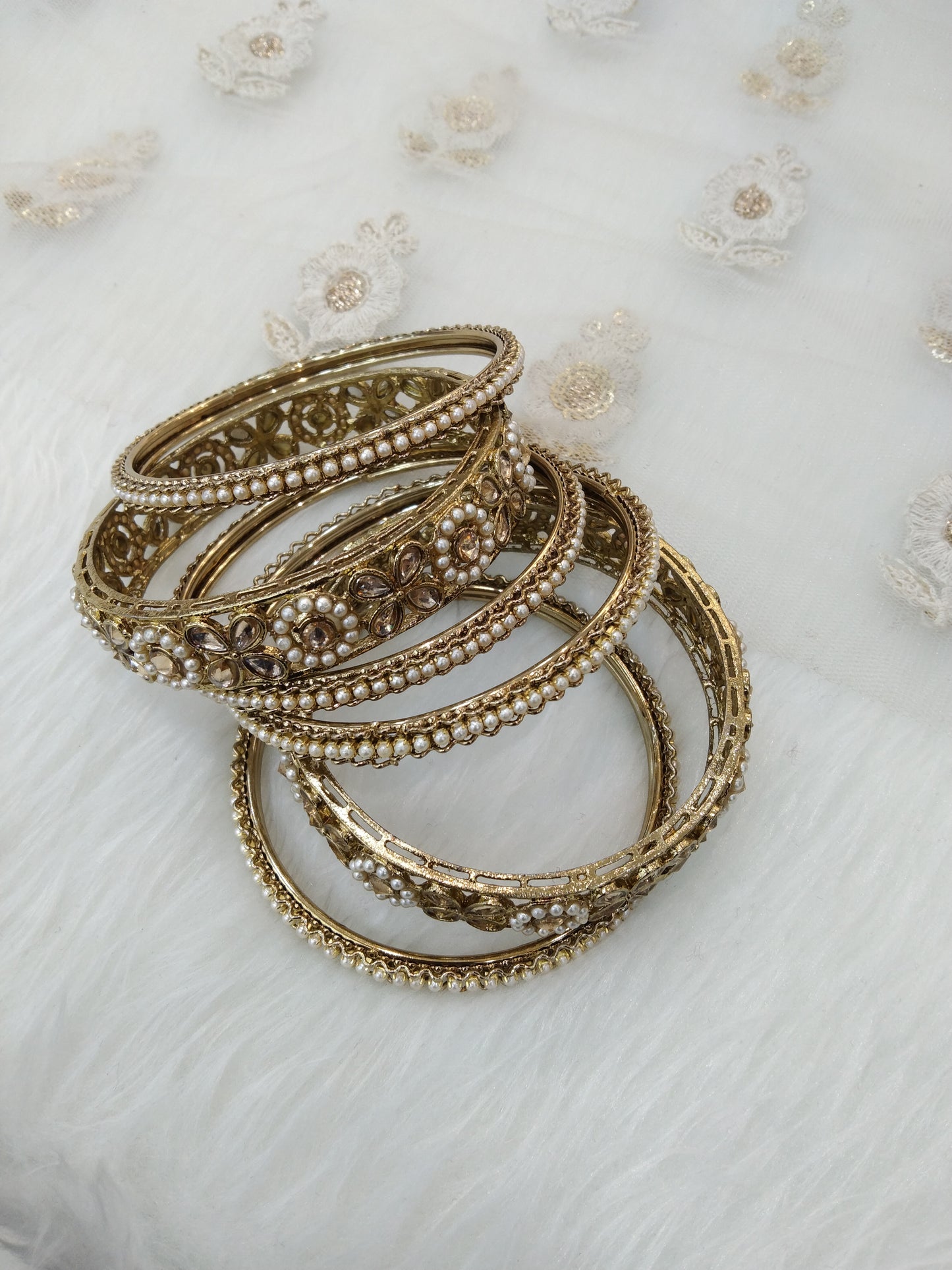 Indian bangles jewellery/Traditional bollywood jewellery/Gold bangles/Wedding bracelets