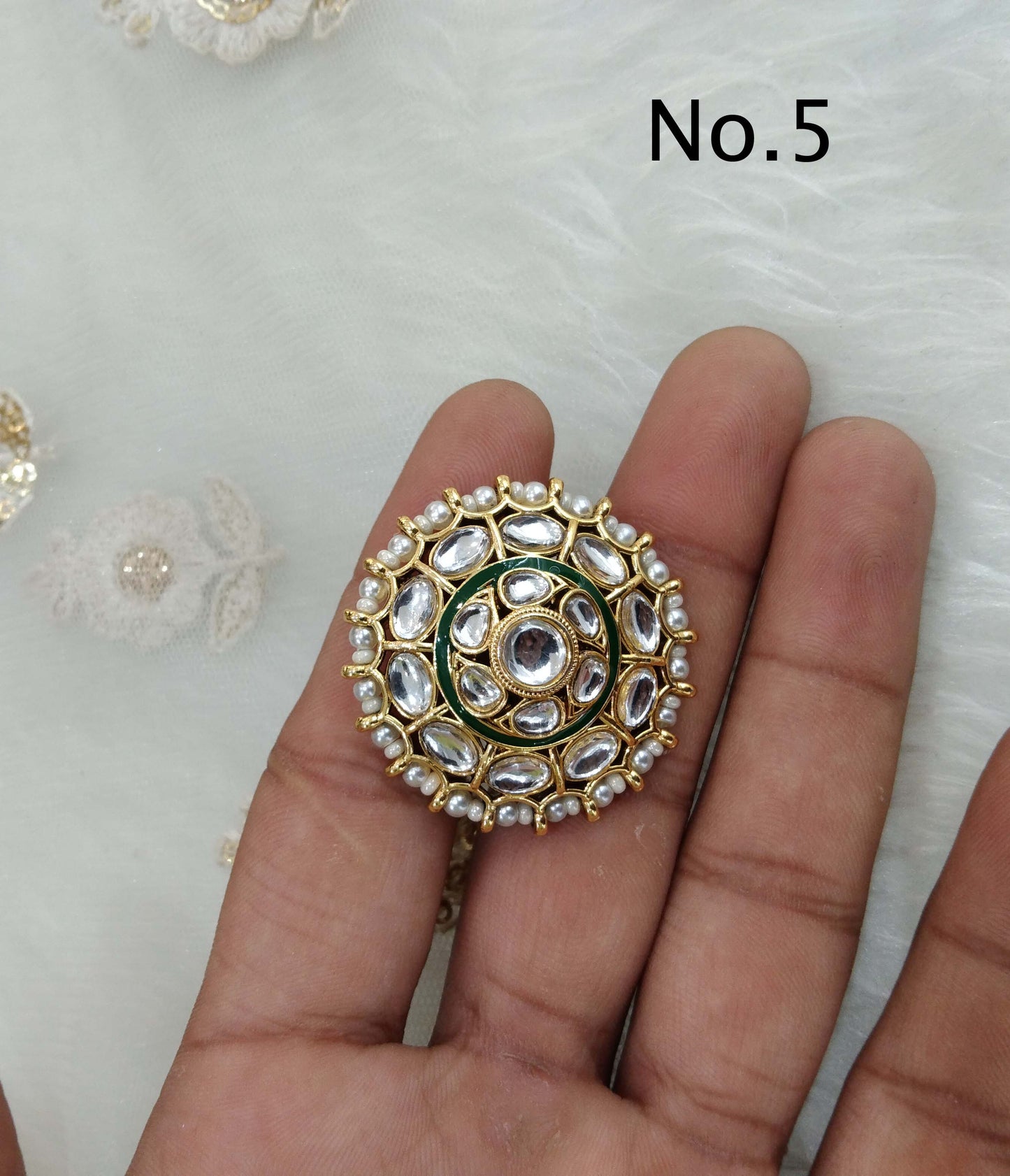 Indian Ring/Gold kundan rings/Finger rings Big round brida ring hand accessory/salsa