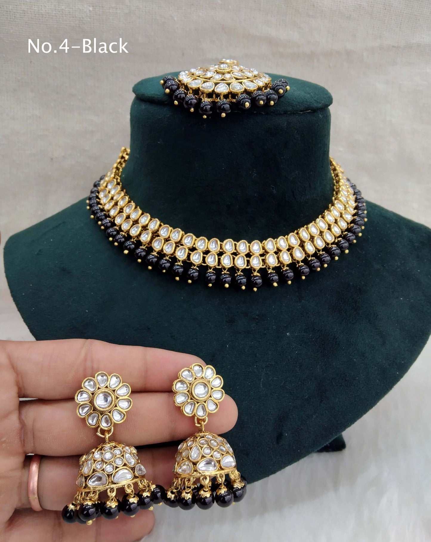 Kundan Necklace Jewellery Set/ Gold black kundan Indian jewellery kundan boxes sets