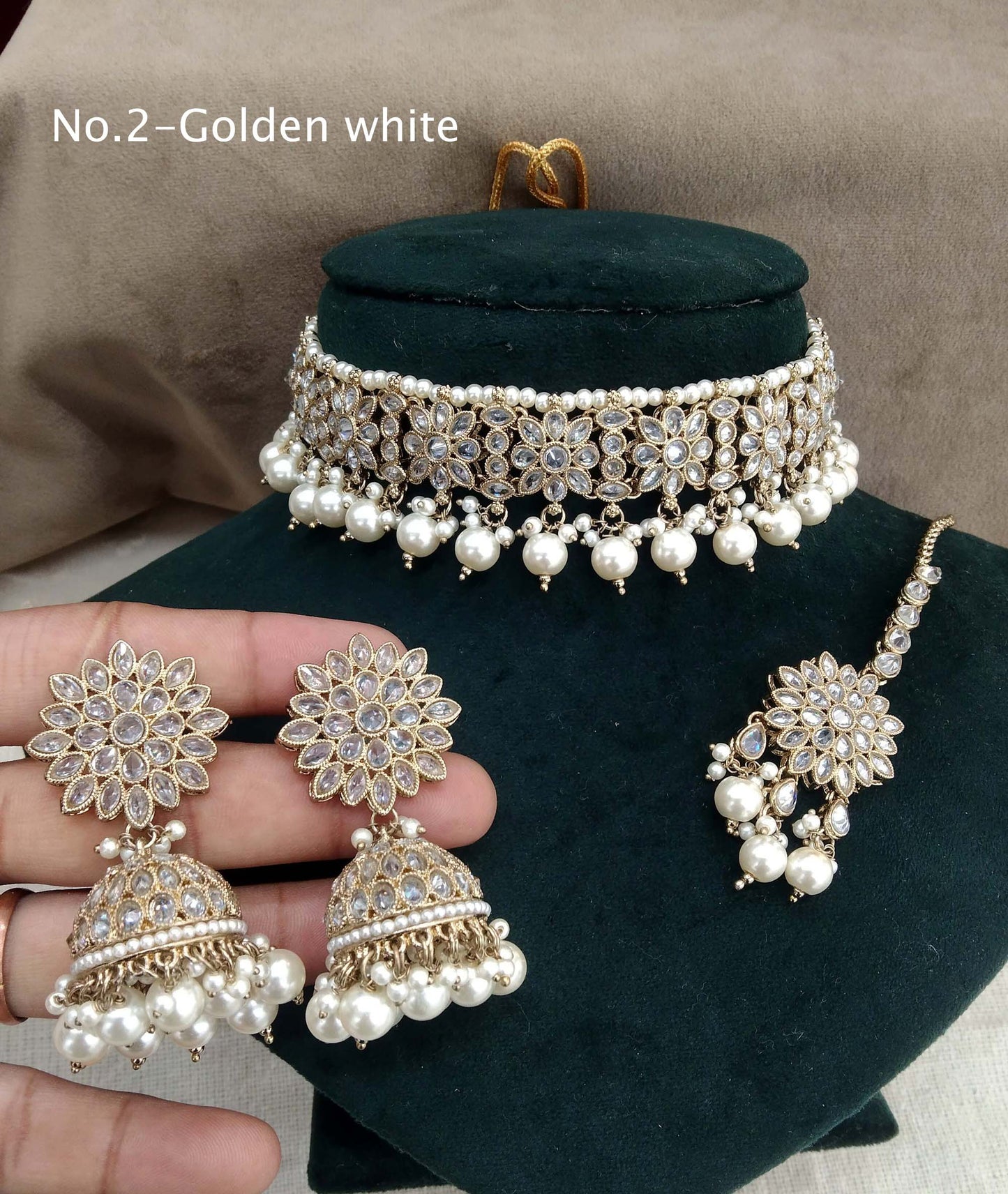 Antique gold Jewellery Choker Set /Antique gold finish clear crystals Jewellery area set