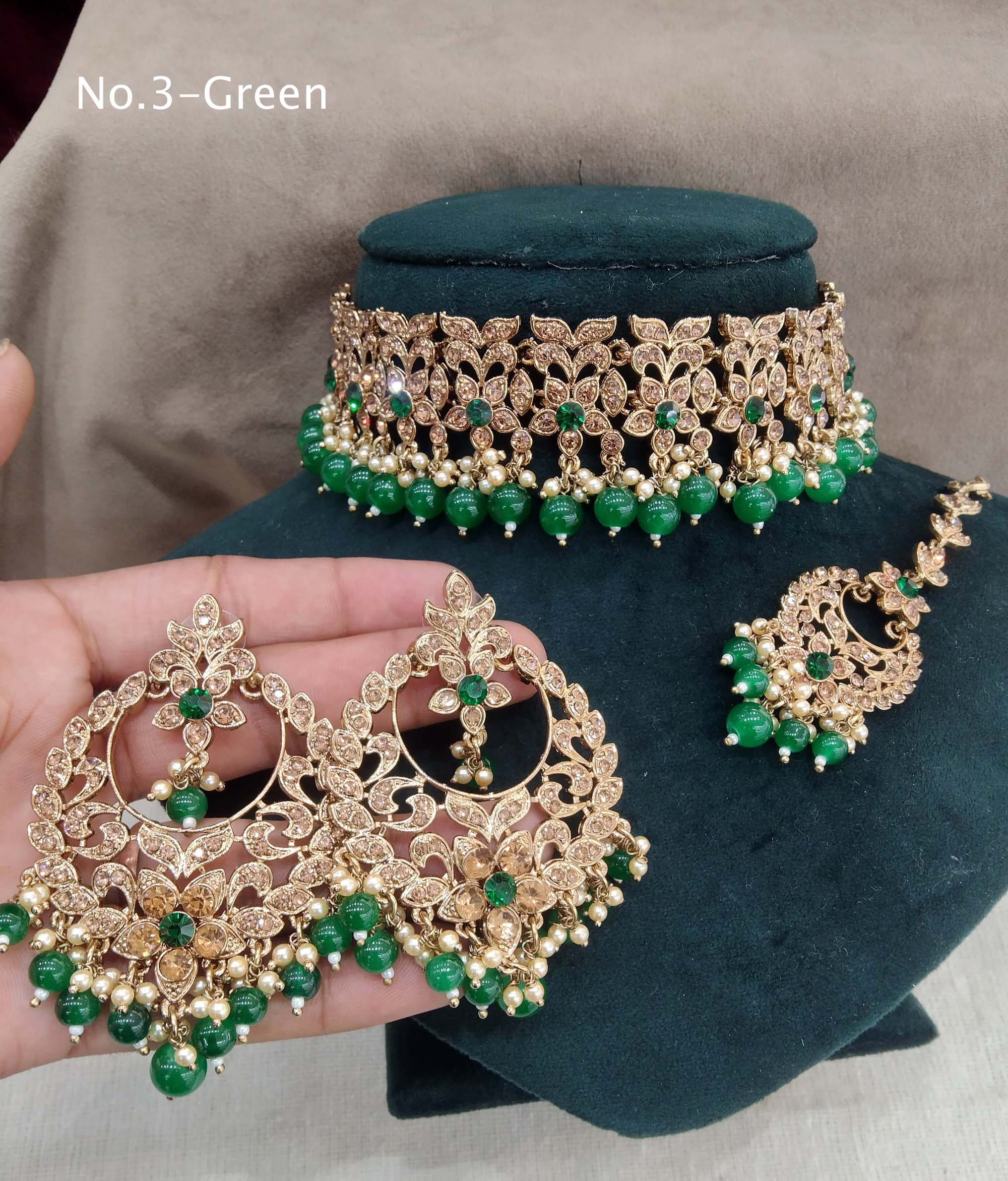 Dark green sale jewellery set