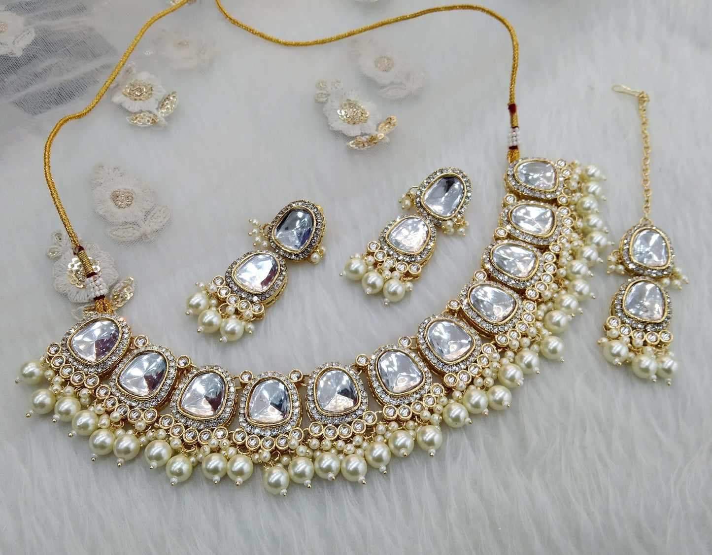 Ivory Gold Kundan necklace Set/ Gold white kundan Indian jewellery kundan dova sets