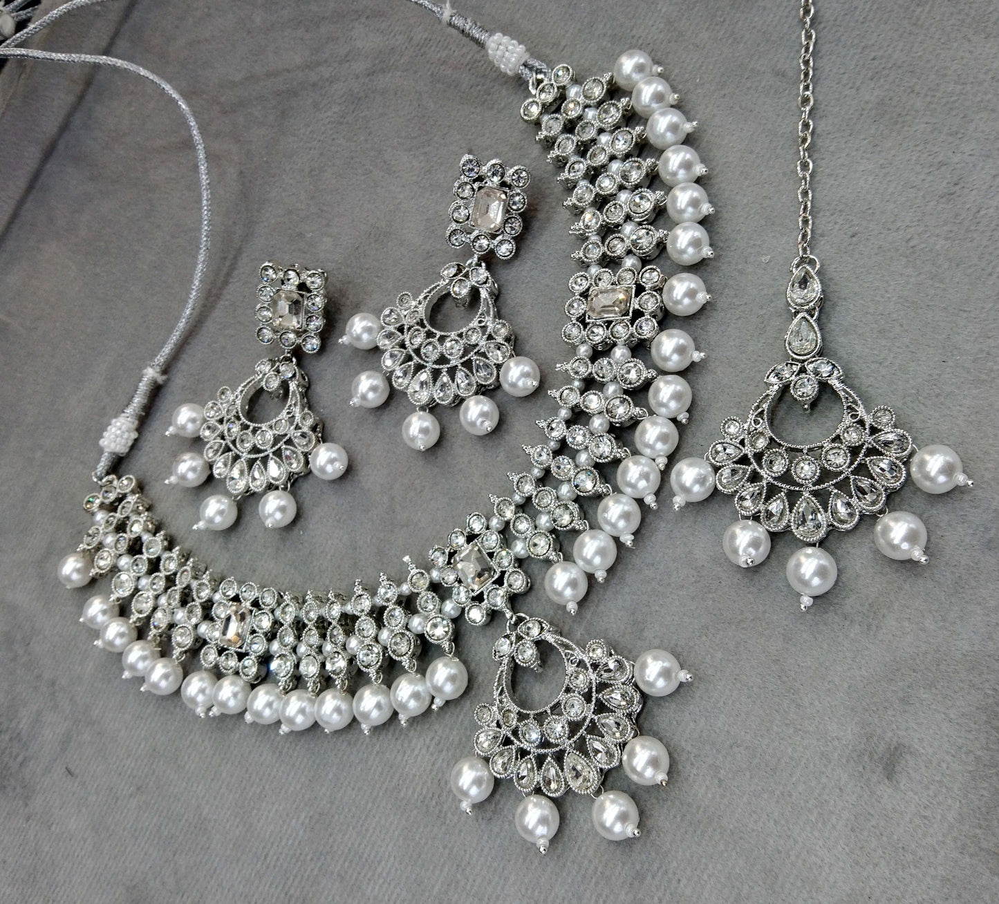 Indian Jewellery/ Silver necklace dinki set