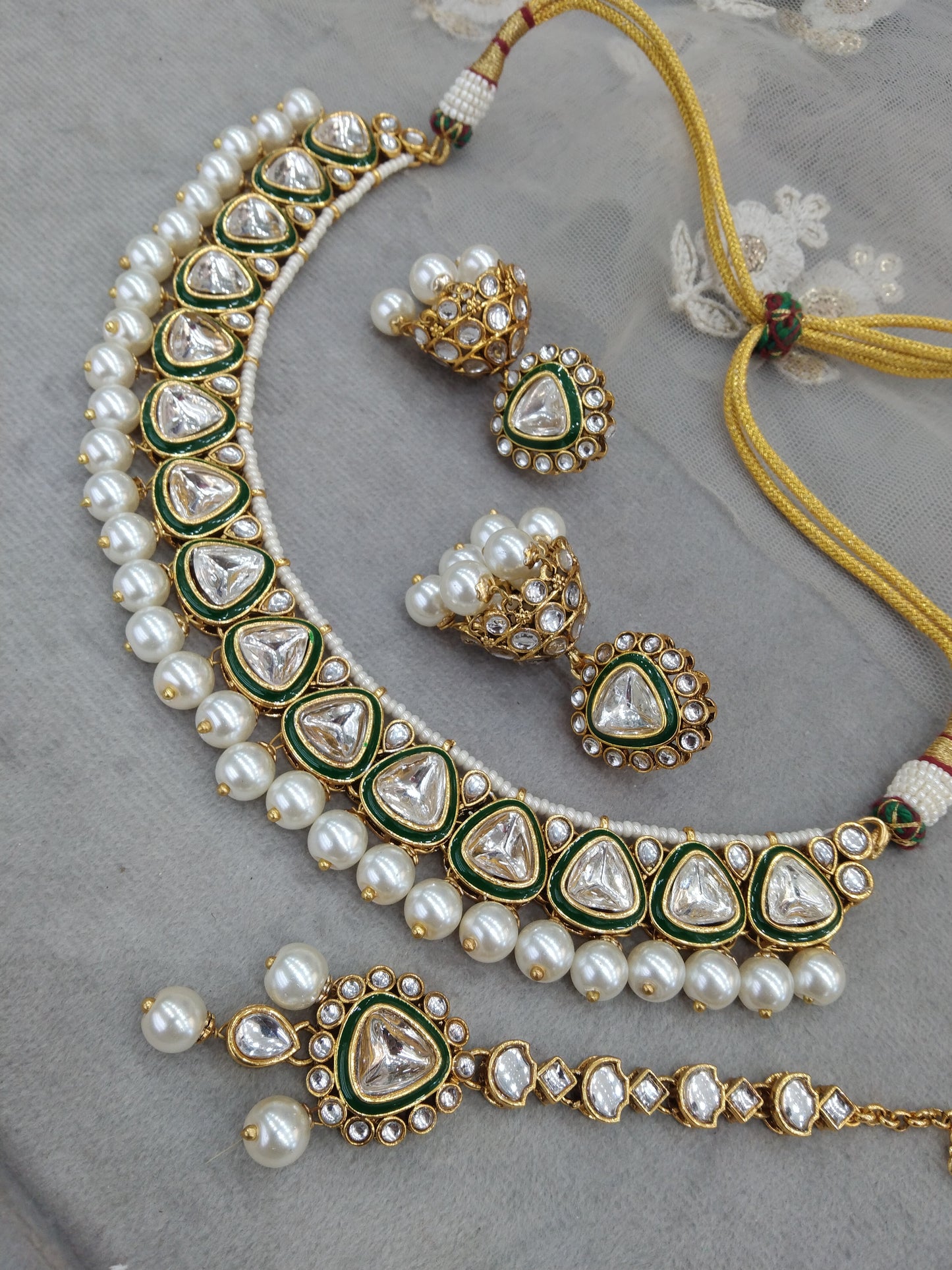 Ivory Gold white Kundan necklace Set/ Gold kundan Indian jewellery kundan aely sets