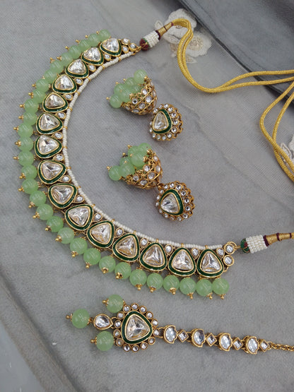 Gold pastel green Kundan necklace Set/ Gold kundan Indian jewellery kundan aely sets