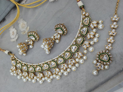 Ivory Gold white Kundan necklace Set/ Gold kundan Indian jewellery kundan atly sets