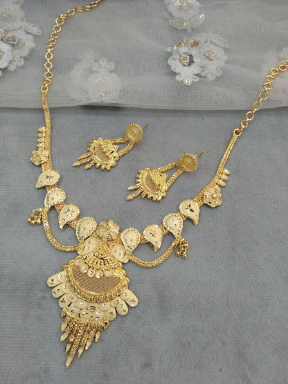 GoldJewellery Necklace Jewellery set/Gold finish 1 gram forming South Indian bridal gline Jewellery