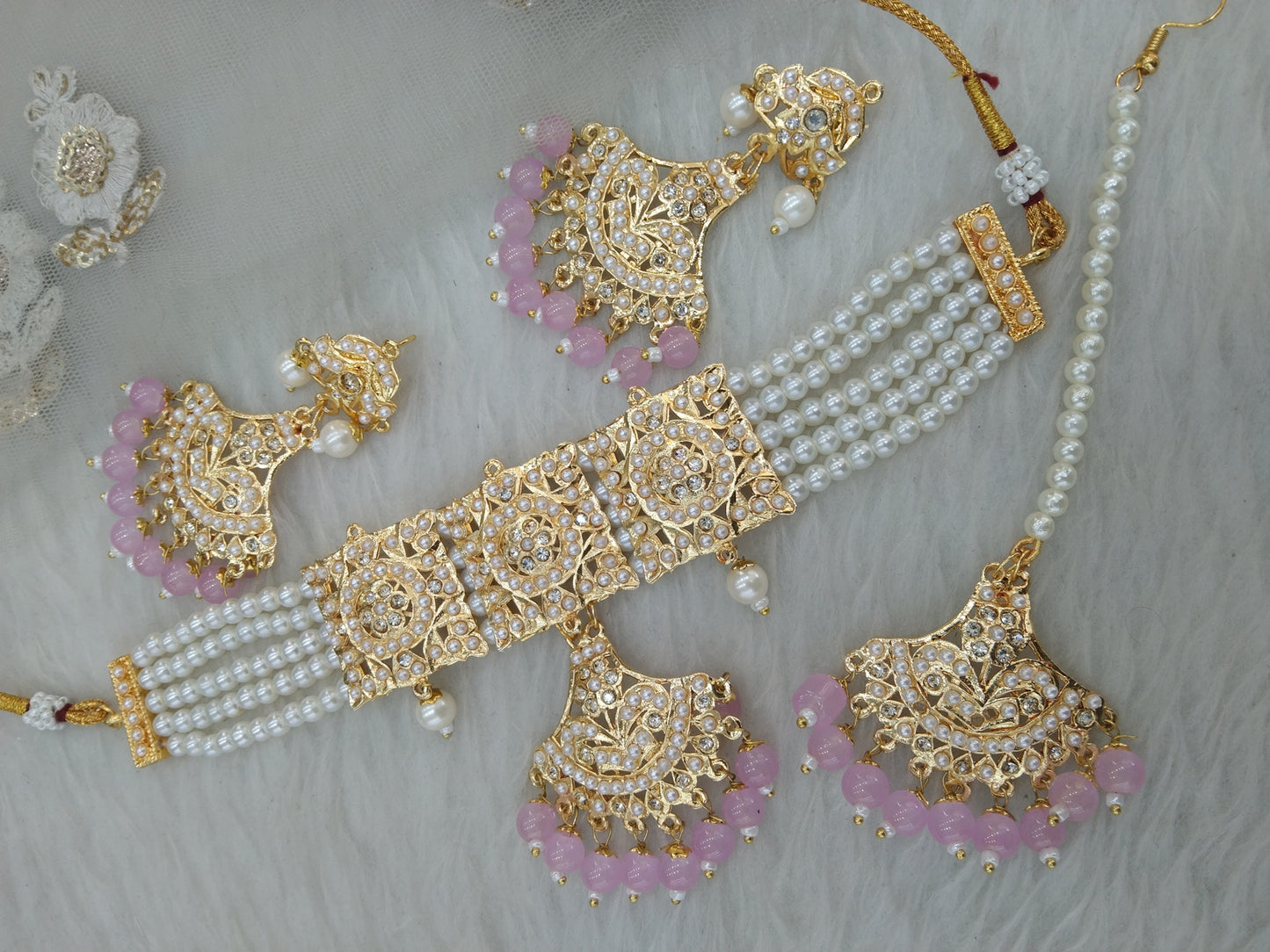 Jadau Gold Pearl lavender Choker Necklace Set/Gold white Indian Necklace Set/Bollywood Punjabi Indian Jewellery