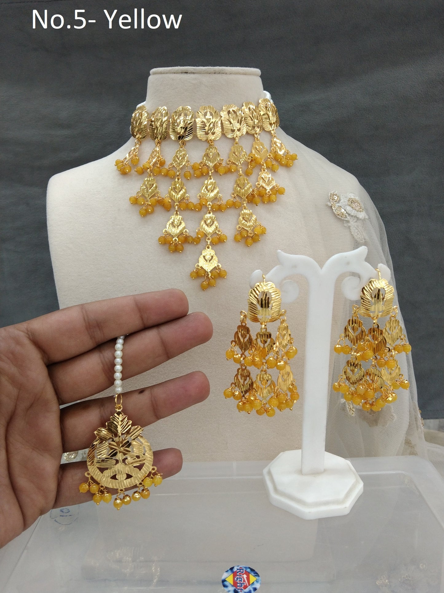 Indian Jewellery/Bridal Gold yellow jadau choker  pippal patti Set