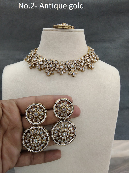 Indian  Jewellery Antique gold necklace Tikka Set/Gold Bollywood Tauranga Set