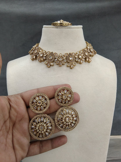 Indian   Jewellery dark gold necklace Tikka Set/Gold Bollywood Tauranga Set