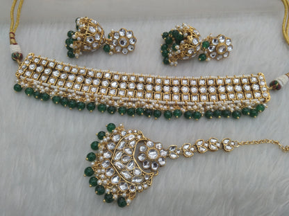 Kundan Jewellery   Choker Set / Gold green kundan Indian jewelry kundan choker diko sets