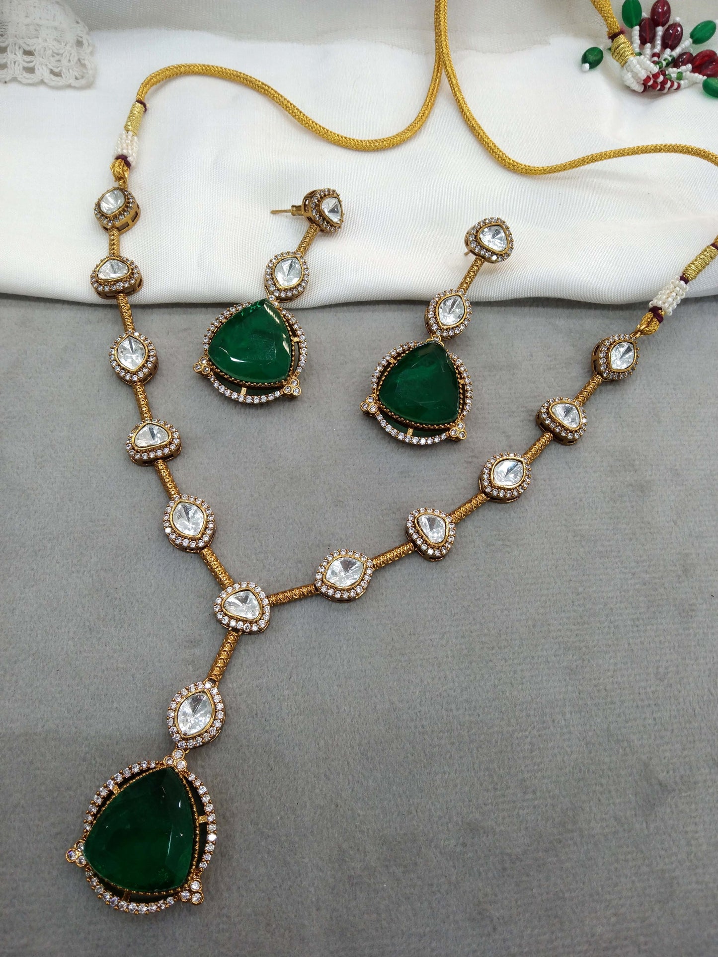 Green Next To Real Kundan Gold necklace Indian Jewellery Shweta Wedding Set