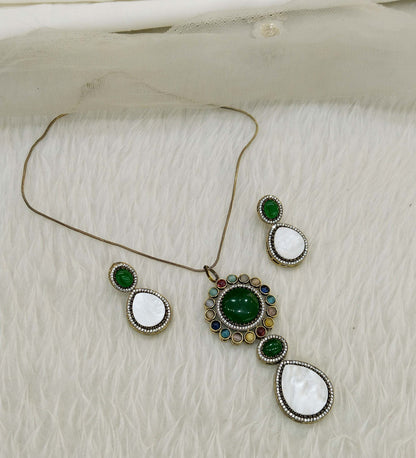 Green Pendant Necklace Moisanite Doublet Kundan Jewellery/ Indo Western Saira Jewellery