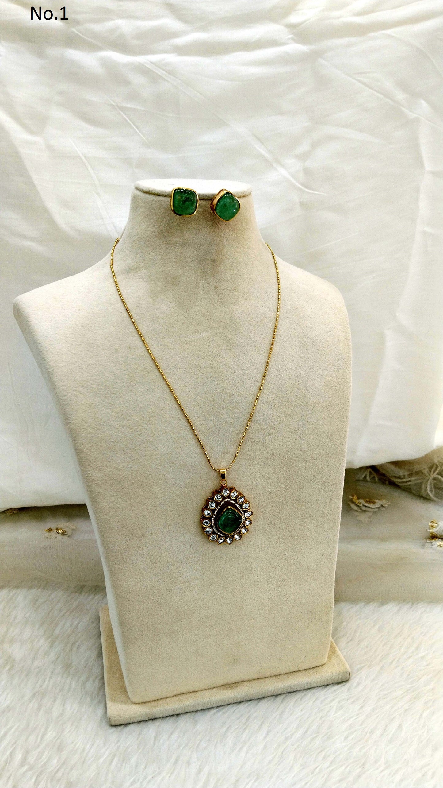 Green Pendant Necklace Moisanite Doublet Kundan Jewellery/ Indo Western Saira Jewellery