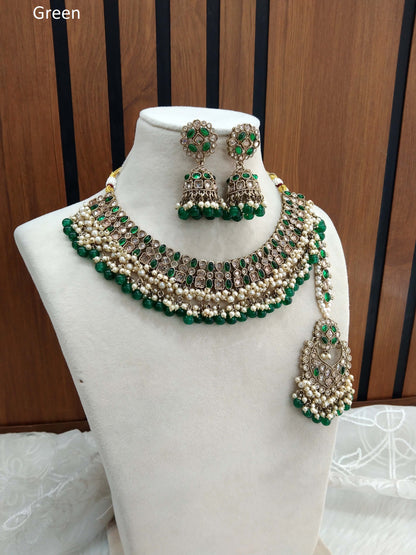 Indian  Jewellery Antique Gold Green necklace Tikka Set/Gold Bollywood Juhi Set