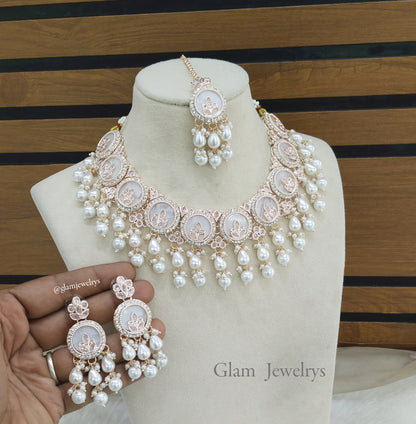 Indian  Jewellery  Rose White necklace Tikka Set/ Daisy