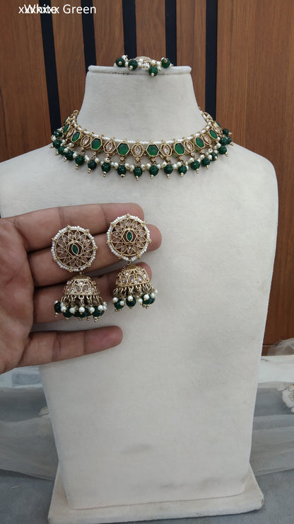 Indian Jewellery Antique Gold Green necklace Tikka Set/  Ekta