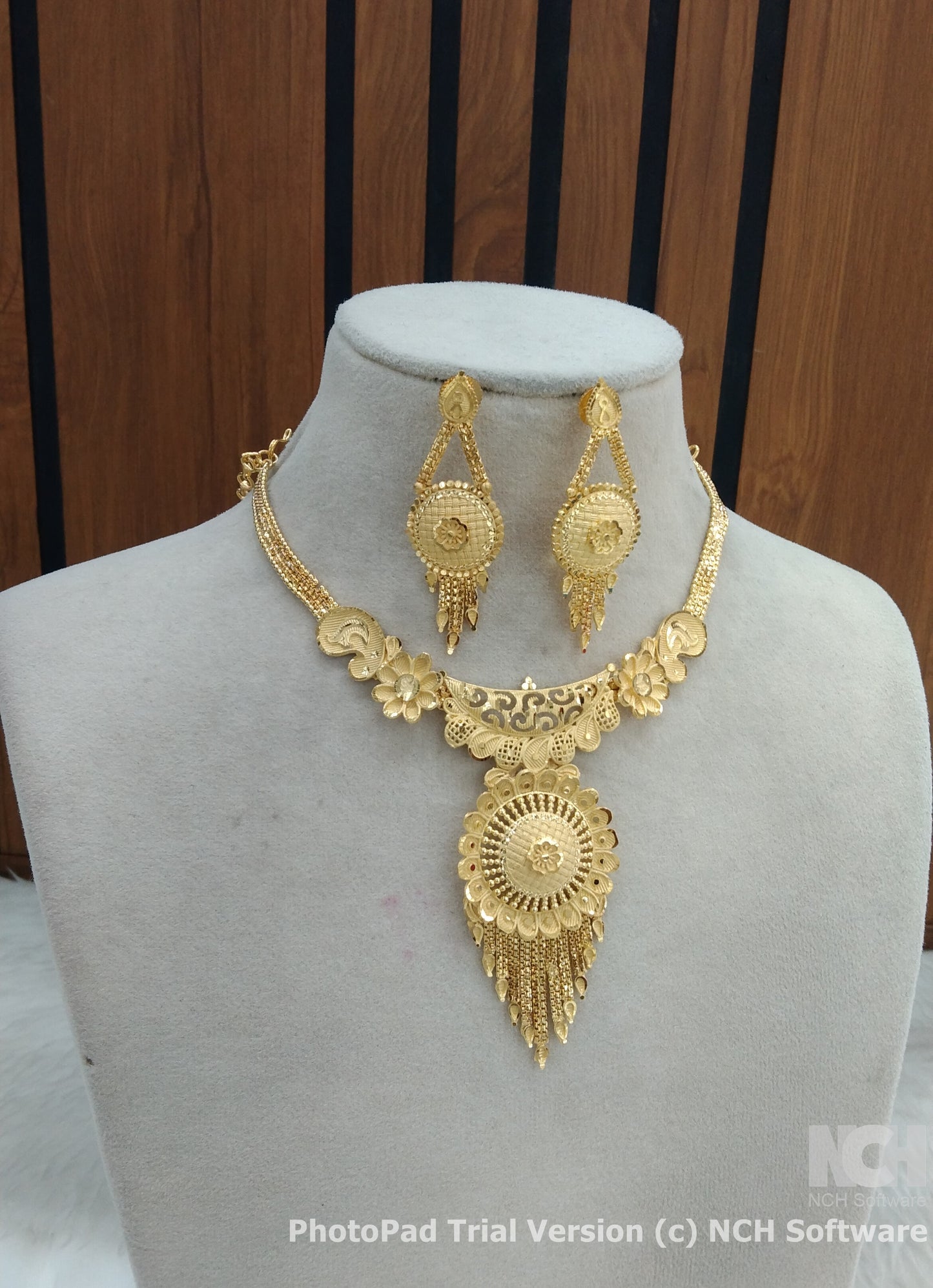 Indian Jewellery Necklace set/Gold finish 1 gram forming gline Jewellery