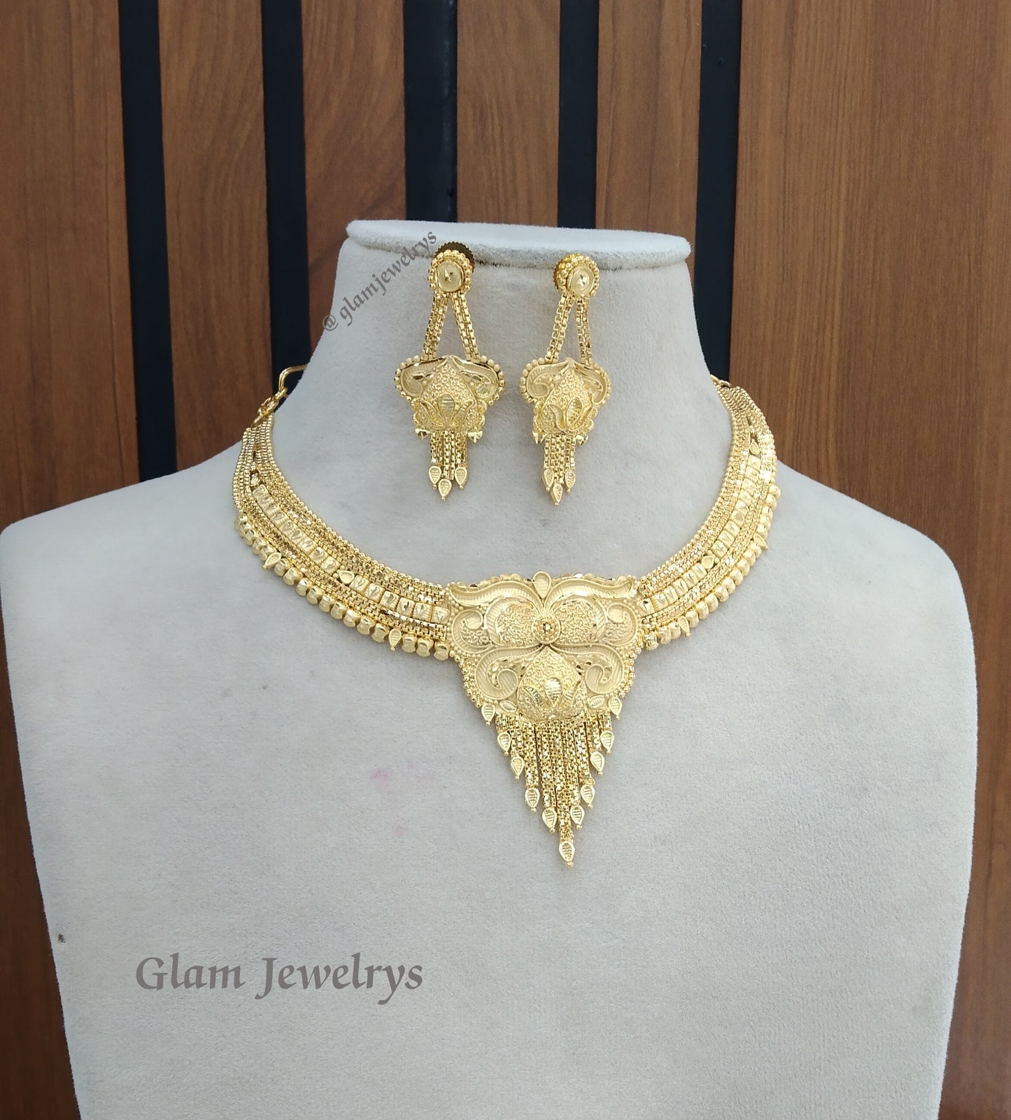 Indian Jewellery Necklace set/Gold finish 1 gram forming gline Jewellery