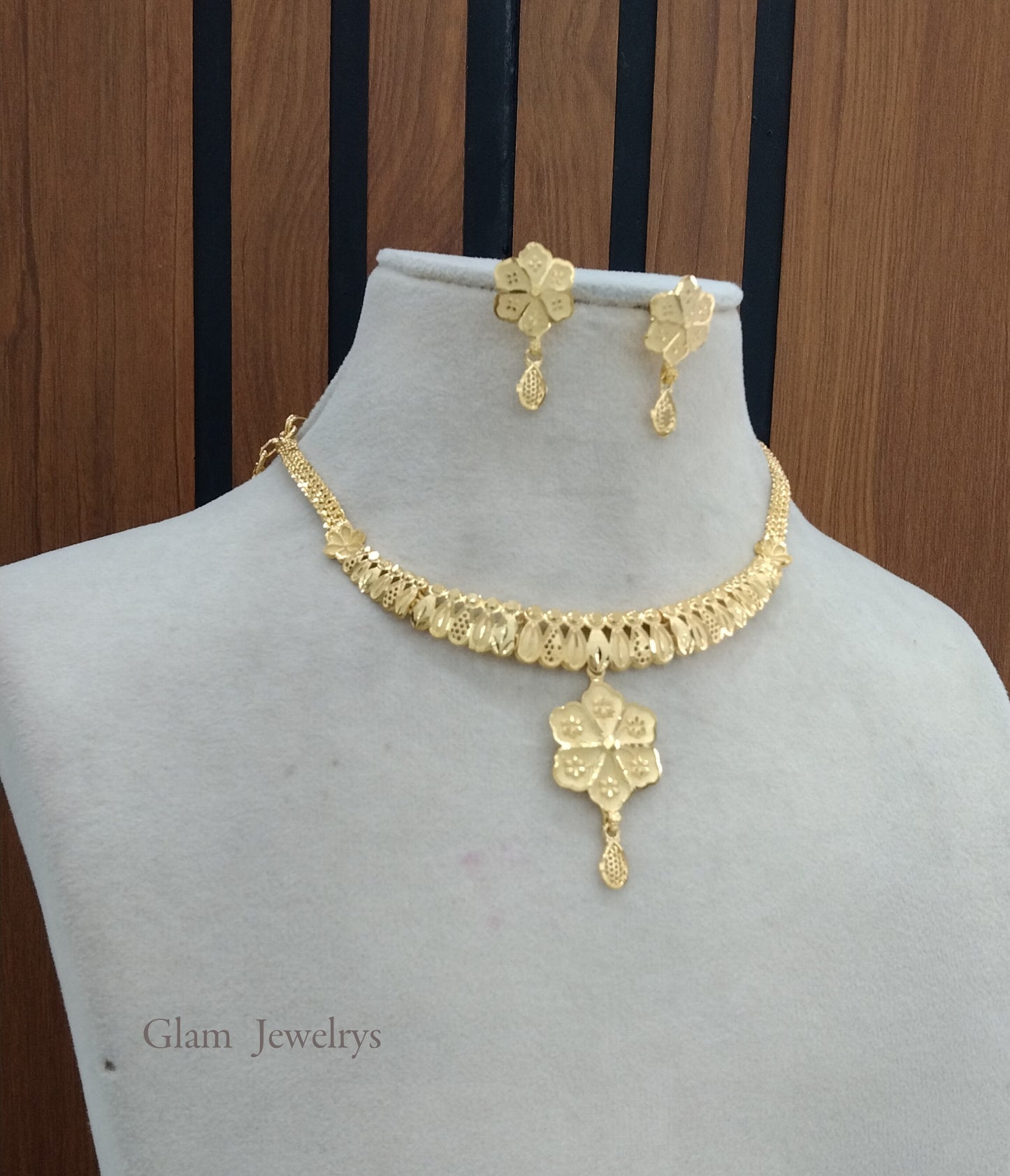 Indian Jewellery Necklace set/Gold finish 1 gram forming gline Jewellery