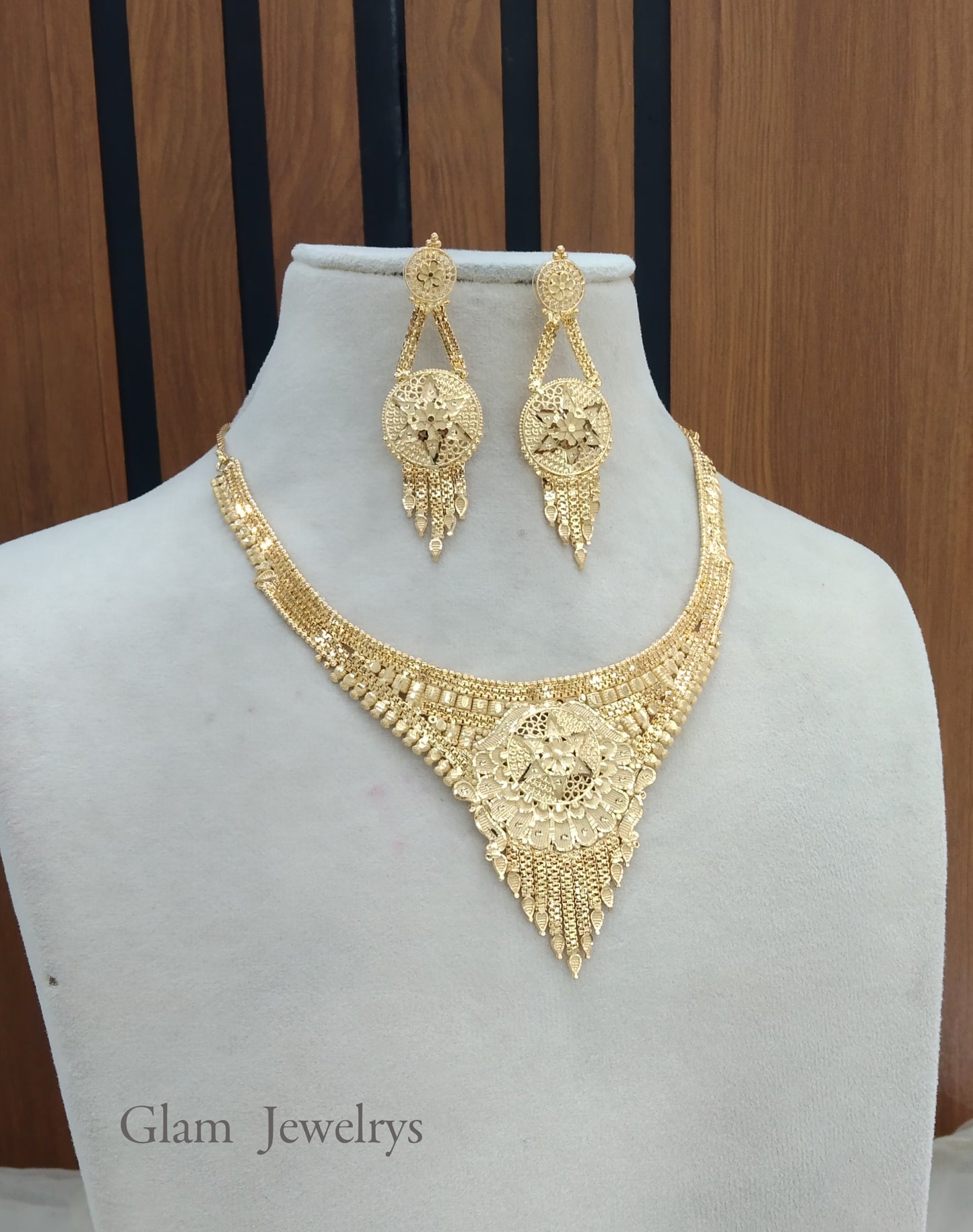 Indian Jewellery Necklace set/Gold finish 1 gram forming gline Jewellery