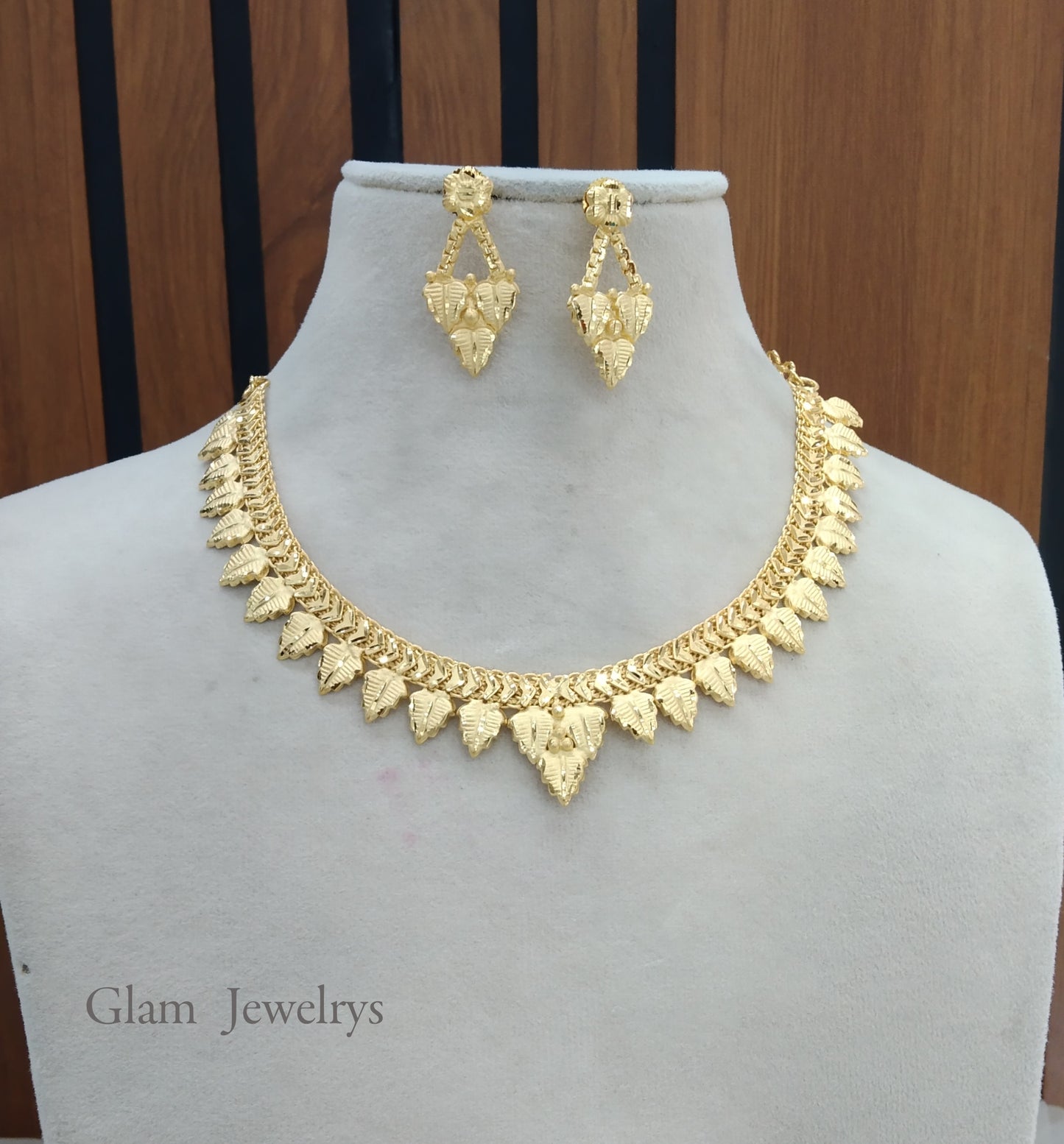 Indian Jewellery Necklace set/Gold finish 1 gram forming gline Jewellery