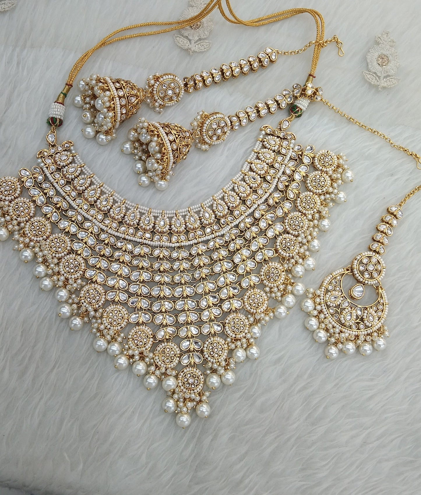 White Kundan Necklace Jewellery Tipi Bridal Set