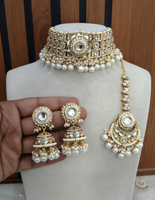 Kundan choker Jewellery Set/ Gold white Indian Preet sets