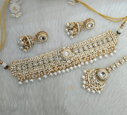 Kundan choker Jewellery Set/ Gold white Indian Preet sets