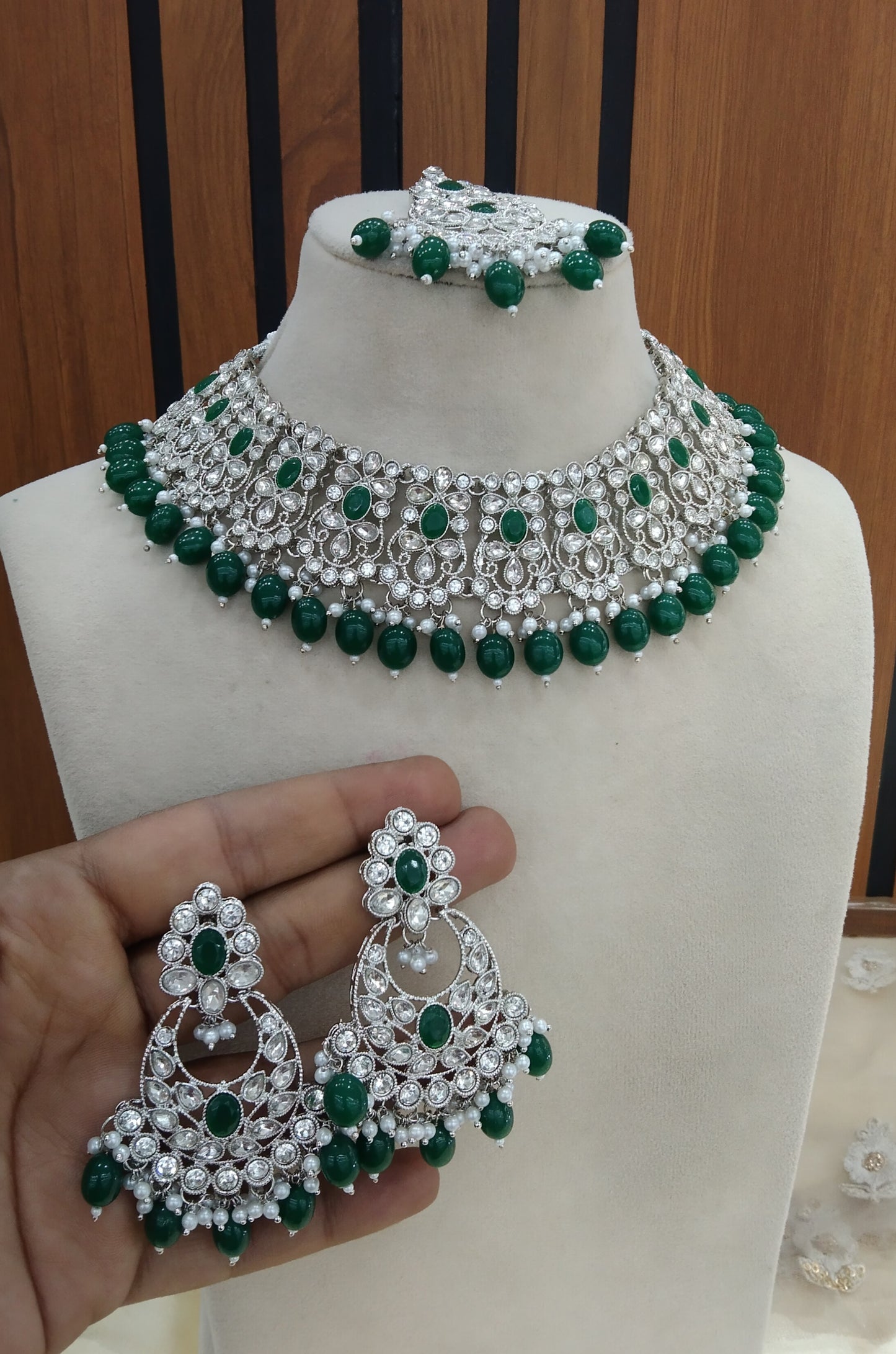 Silver Green necklace Indian Bridal Jewellery liva set