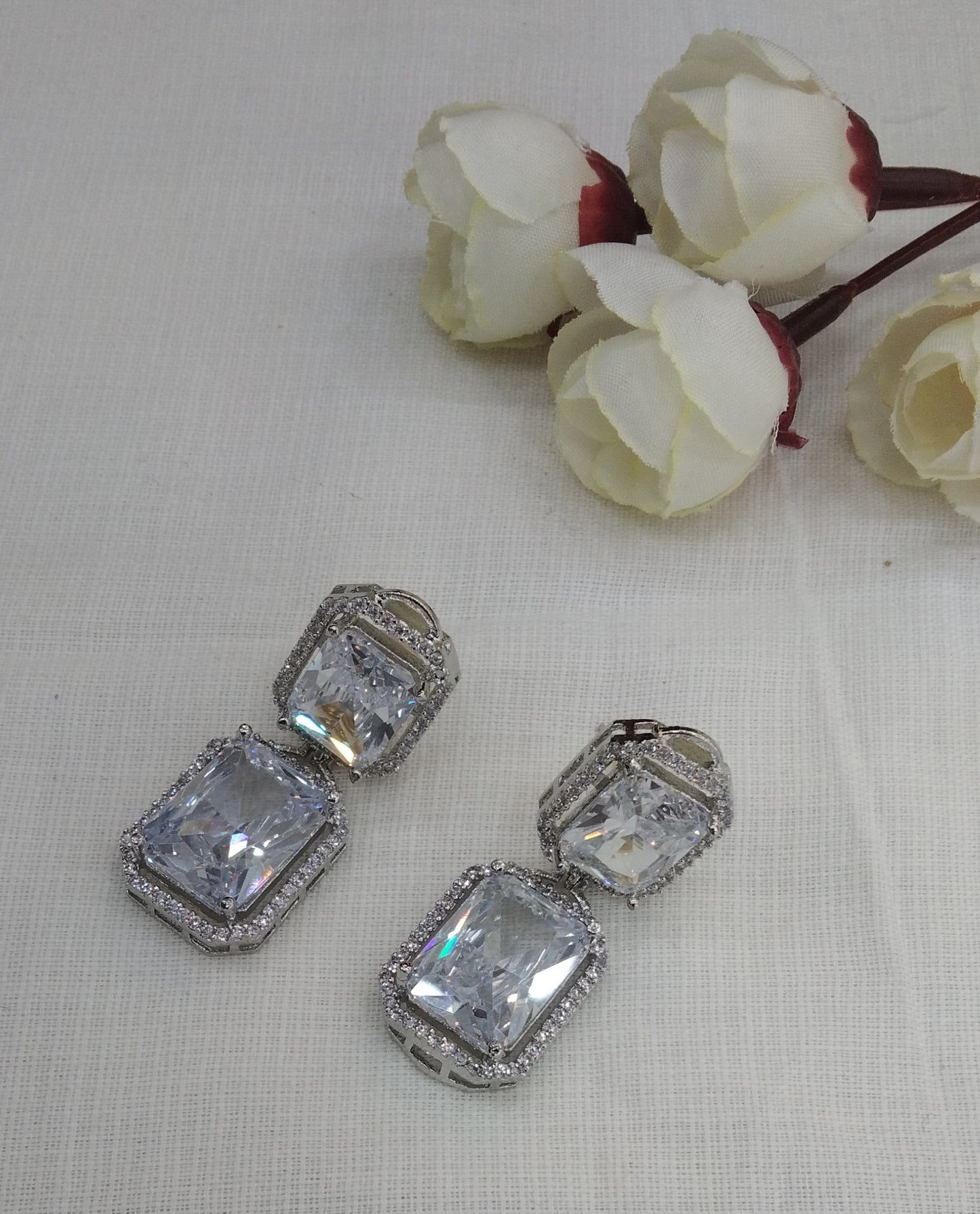 Silver Cubic Zirconia Diamond Kiran Earrings