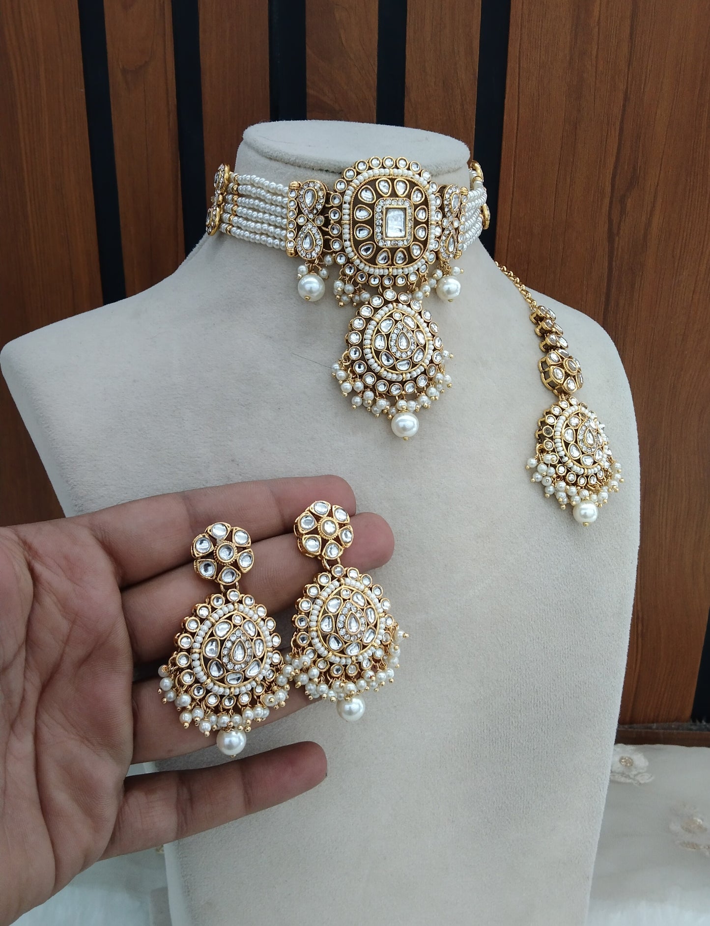 White Indian Jewellery  Kundan choker Lavani Set