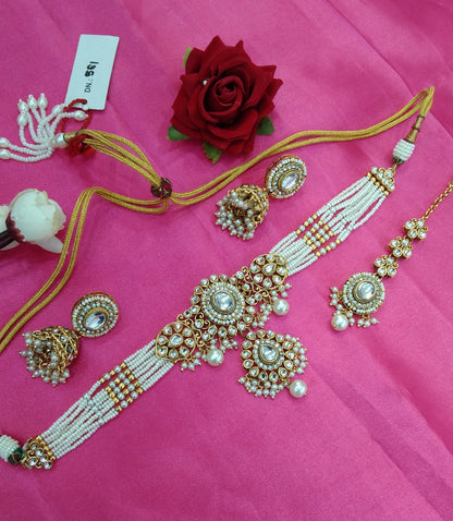 White Kundan Choker Jewellery Firoh Set