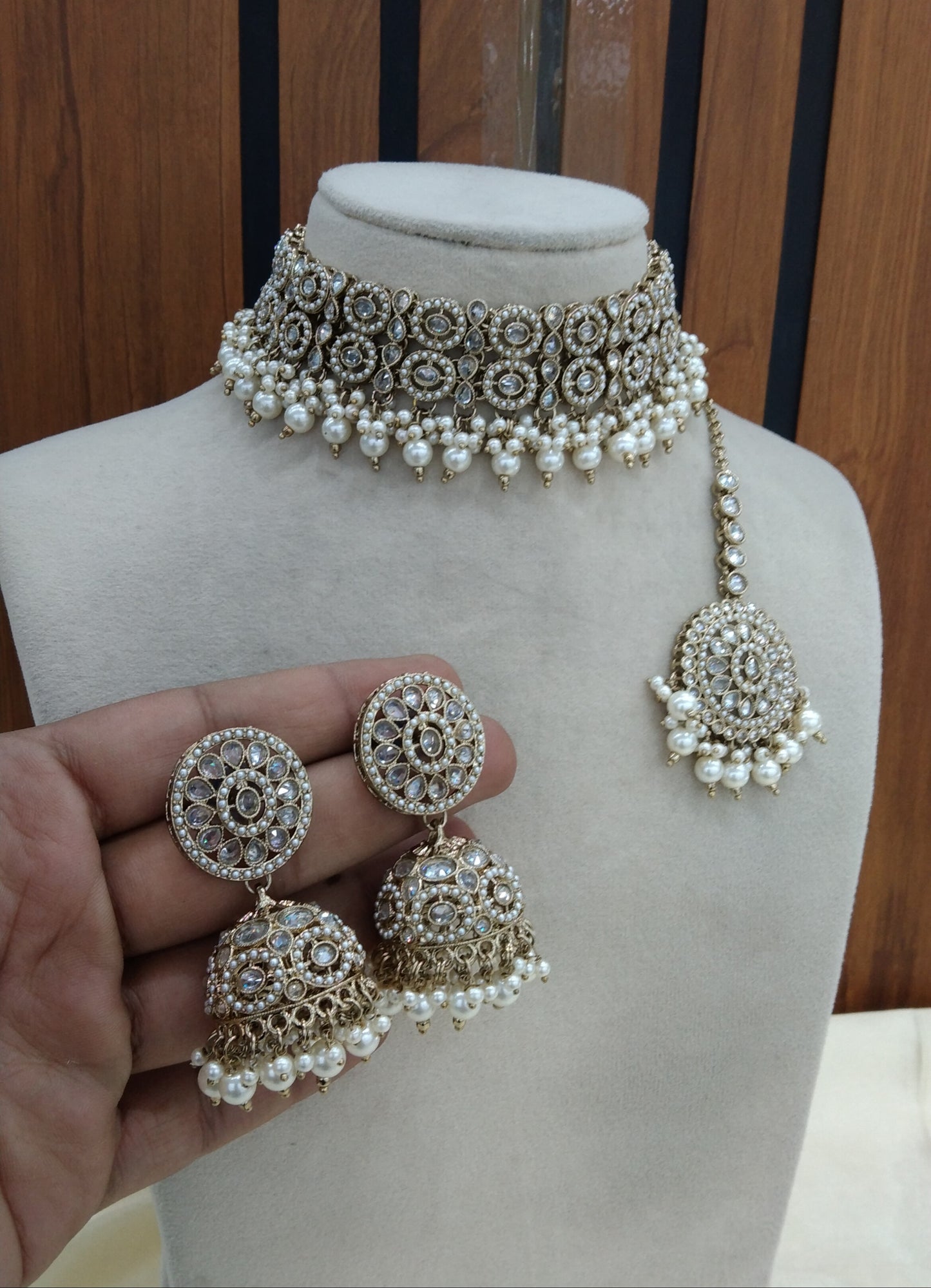 Antique Crystal White Choker Indian Mika jewellery set