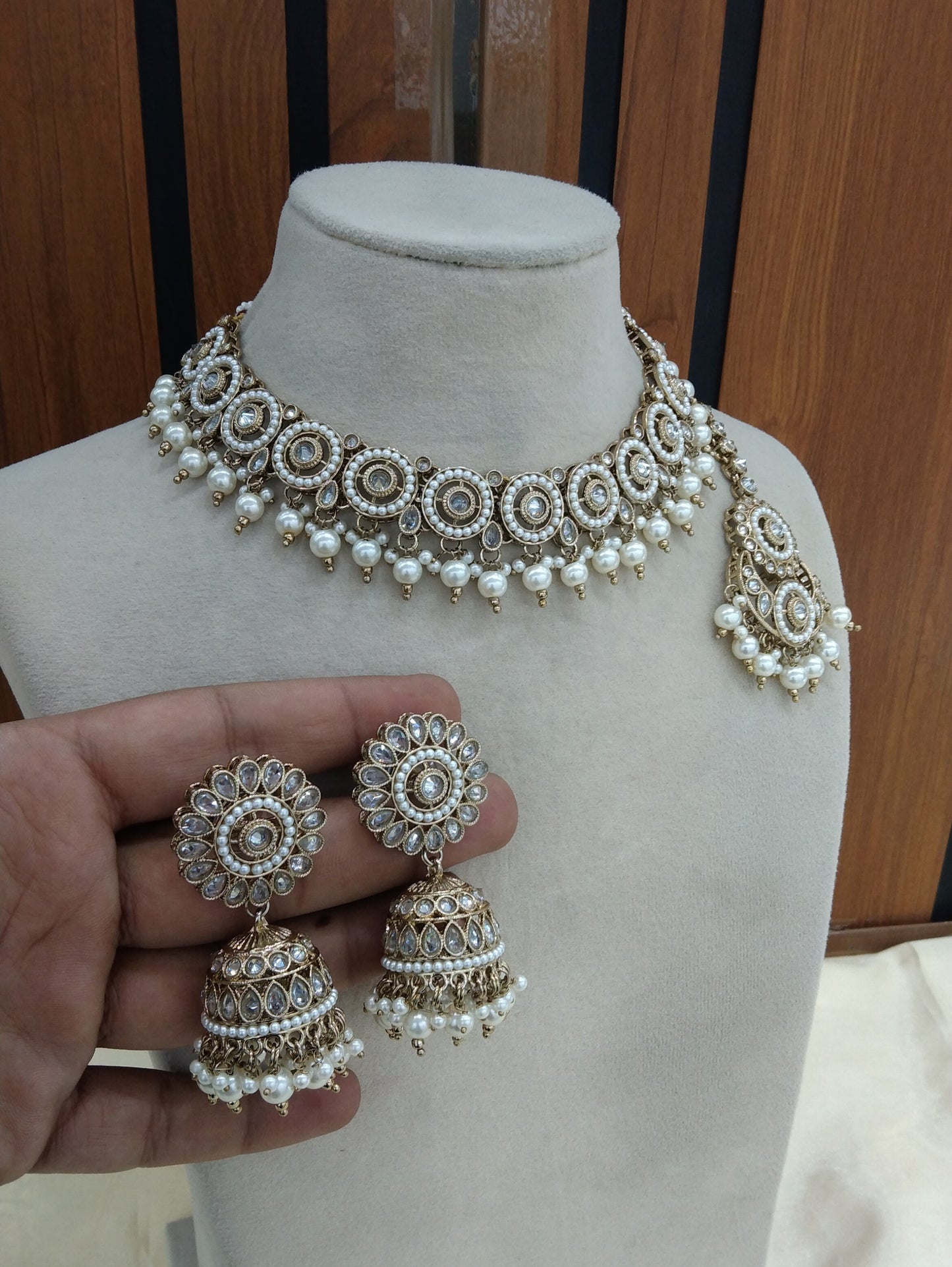 Antique White necklace Indian Mina jewellery set