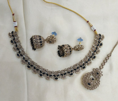 Black necklace Indian Manisha jewellery set