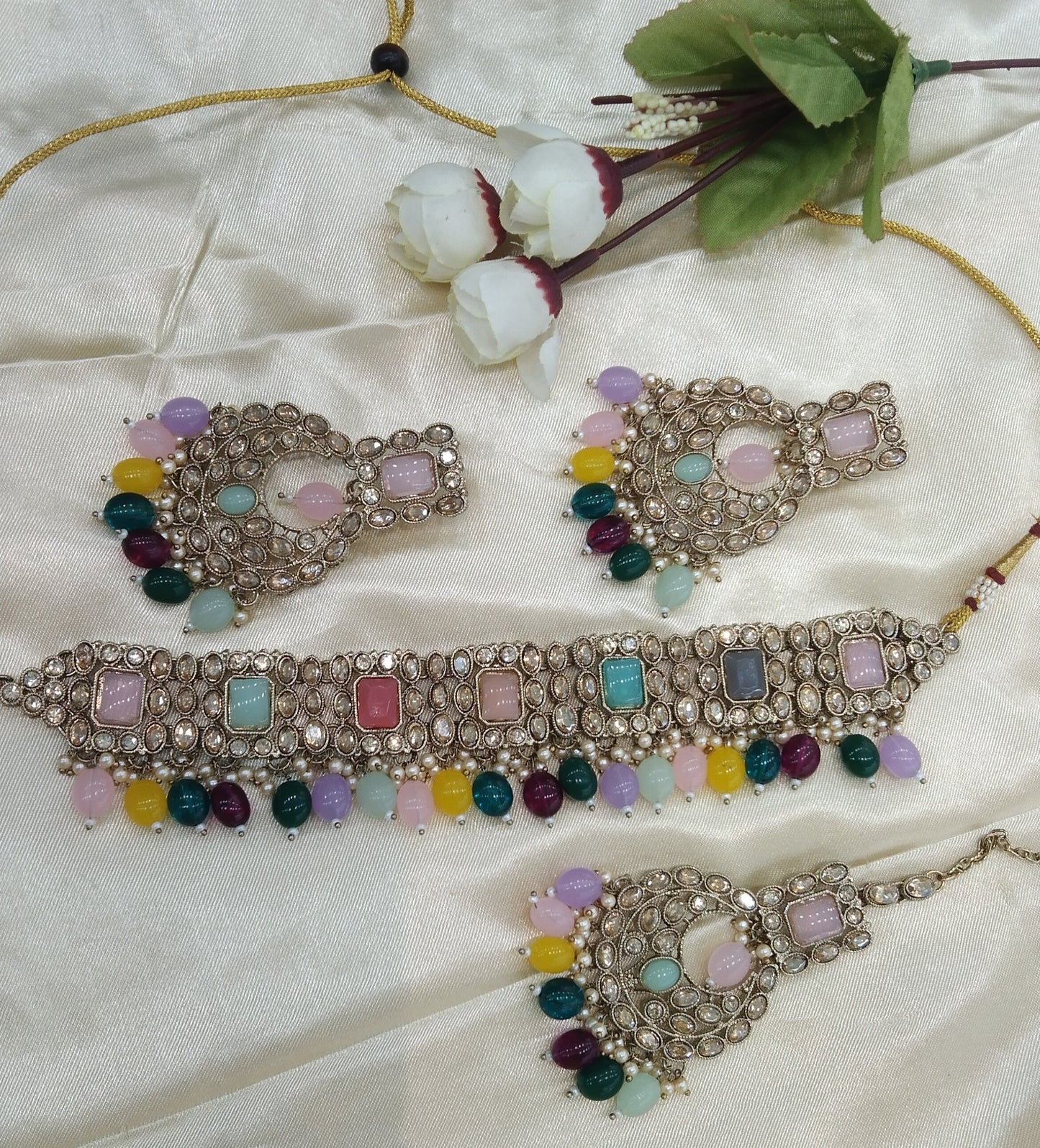 Multicolour Choker Indian ivaan jewellery set