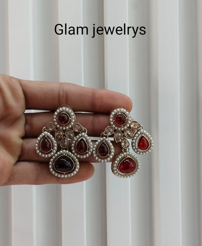 Maroon Antique Gold Bollywood Indian Earrings Global Set