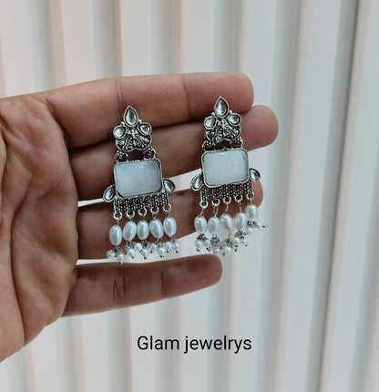 White Oxidized Metal Roman Indian Earrings Set