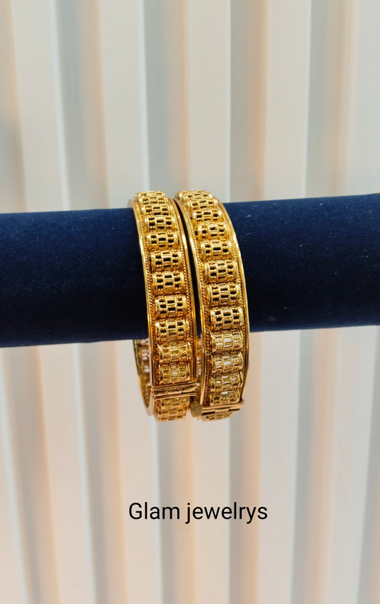 2.6 Size Indian bangles jewelry /Traditional bollywood jewelry/ Screw Gold bangles