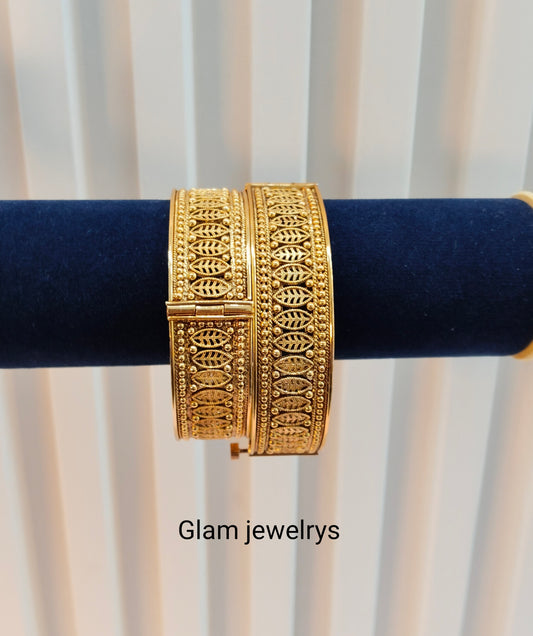 2.6 Size Indian bangles jewelry /Traditional bollywood jewelry/ Screw Gold bangles