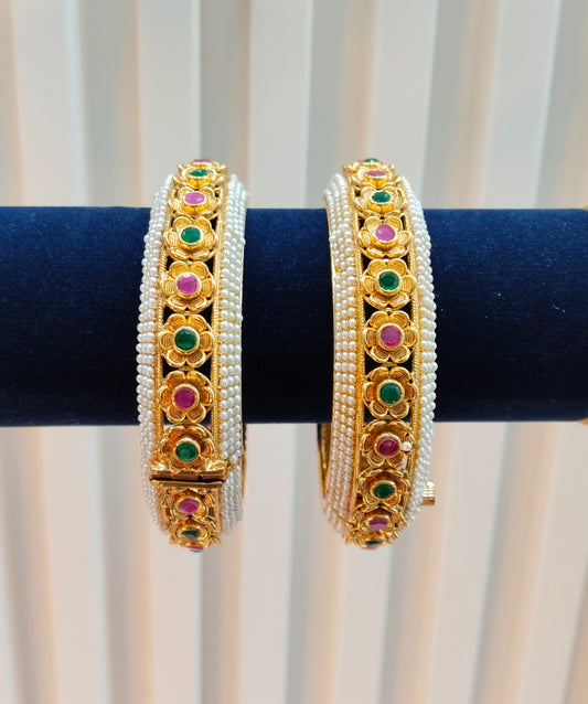 2.6 Size Indian bangles jewelry /Traditional bollywood jewelry/Ruby Green Gold bangles