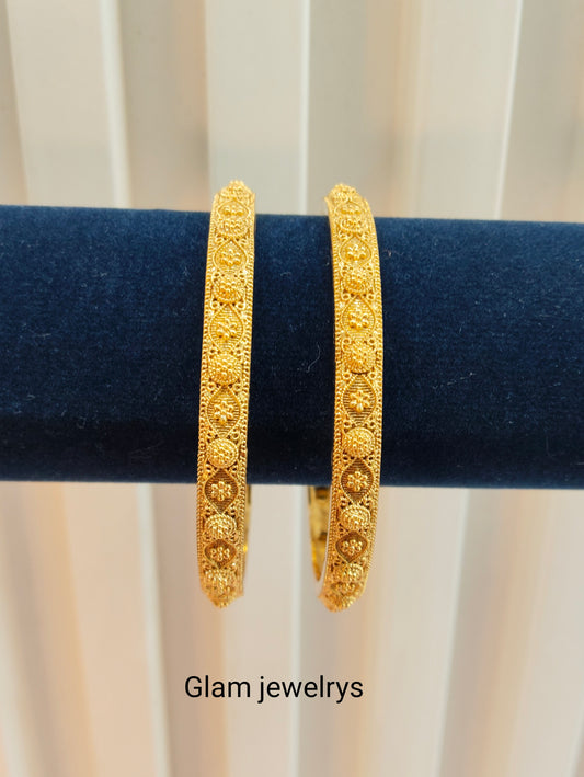 2.4 Size Indian bangles jewelry /Traditional bollywood jewelry/ Gold bangles